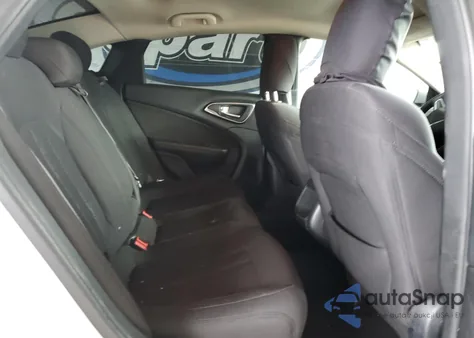 2015 Chrysler 200 Limited from USA, damaged, VIN 1C3CCCAB0FN667401